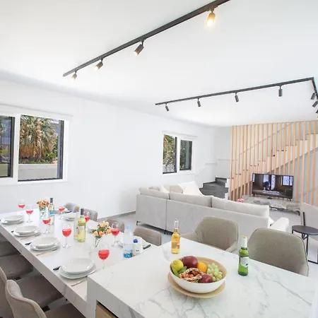 Holiday home Ferienvilla Kube 4 Fuer 12 Personen Auf Zypern *