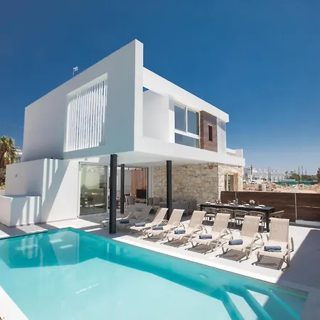 Ferienvilla Kube 4 Fuer 12 Personen Auf Zypern Holiday home