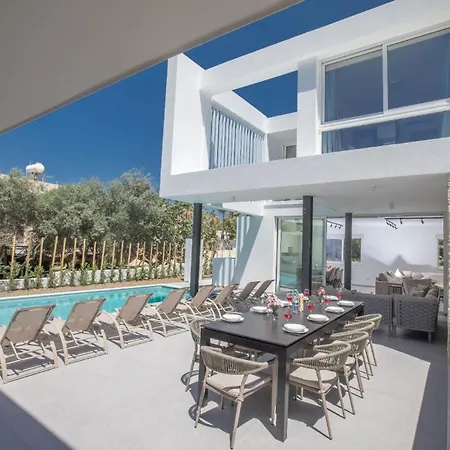 Holiday home Ferienvilla Kube 4 Fuer 12 Personen Auf Zypern *
